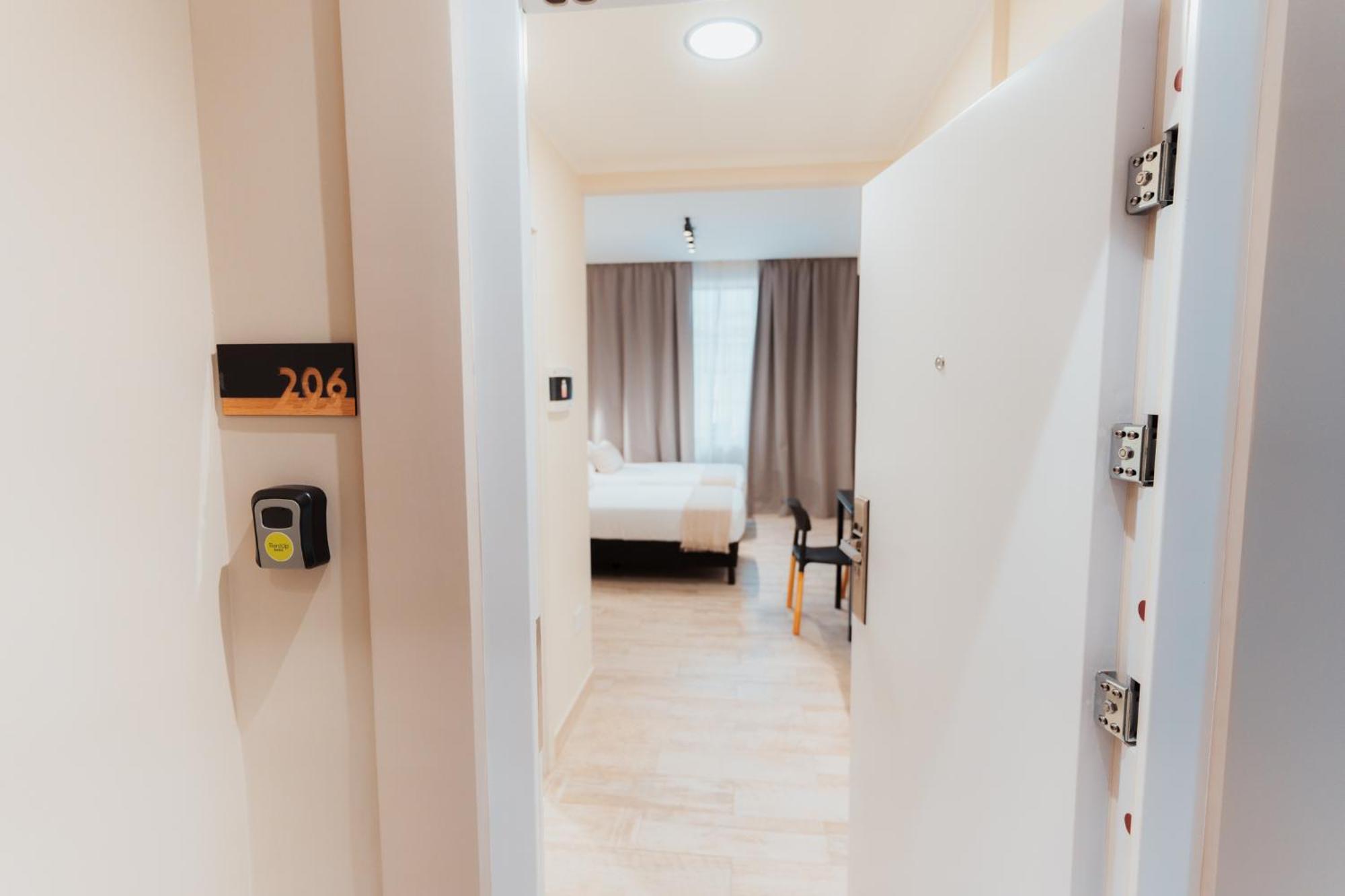 Rentup Suites סלטה מראה חיצוני תמונה